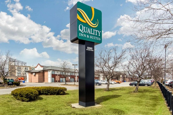 Quality Inn & Suites Mississauga image 1